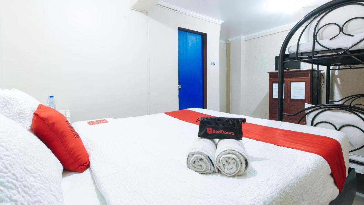Reddoorz Plus At Lagoon Resort Zambales Olongapo Ngoại thất bức ảnh