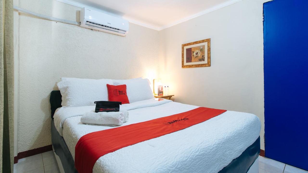 Reddoorz Plus At Lagoon Resort Zambales Olongapo Ngoại thất bức ảnh
